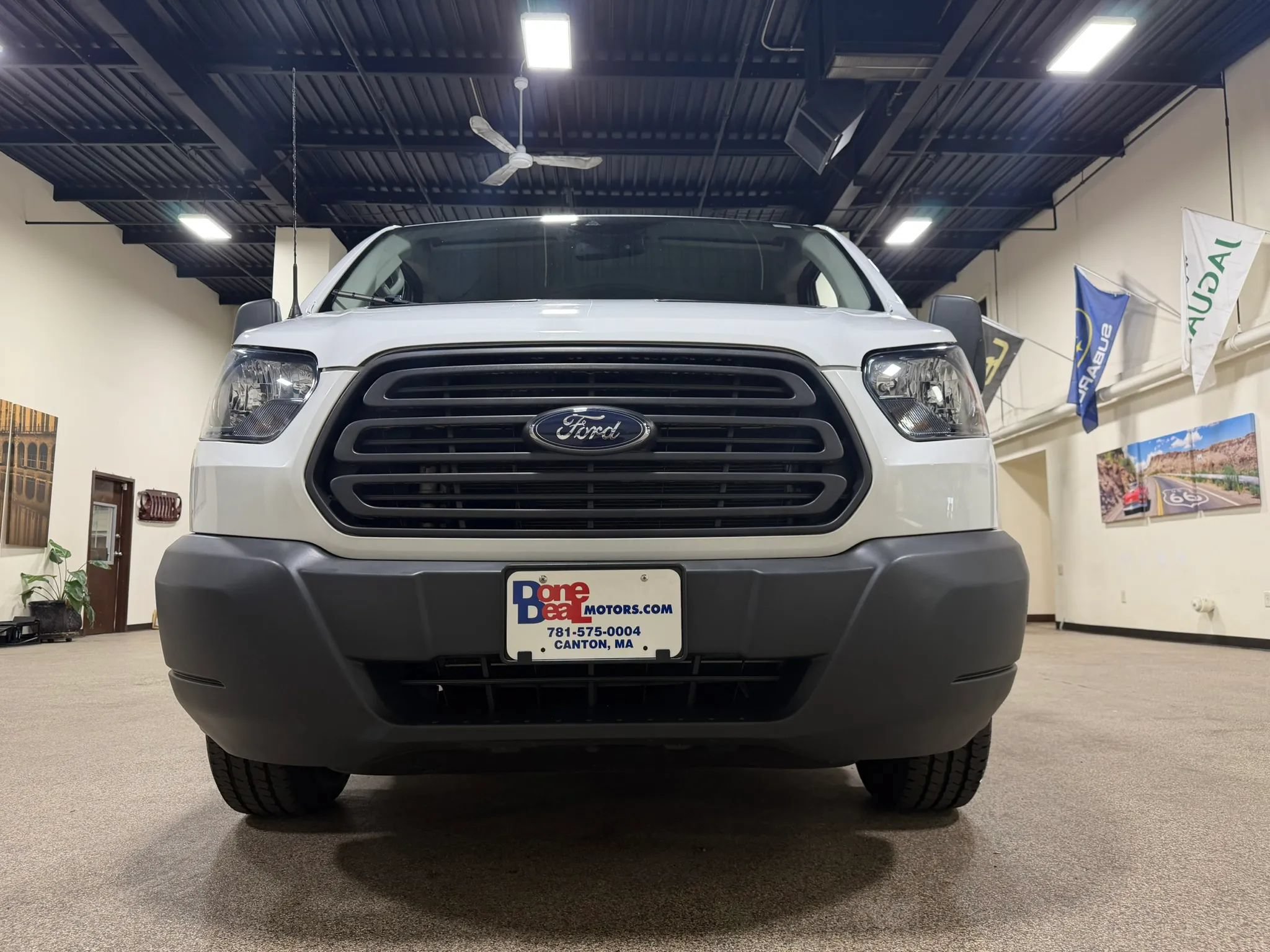 Used 2018 Ford Transit 150 XL RWD image 12