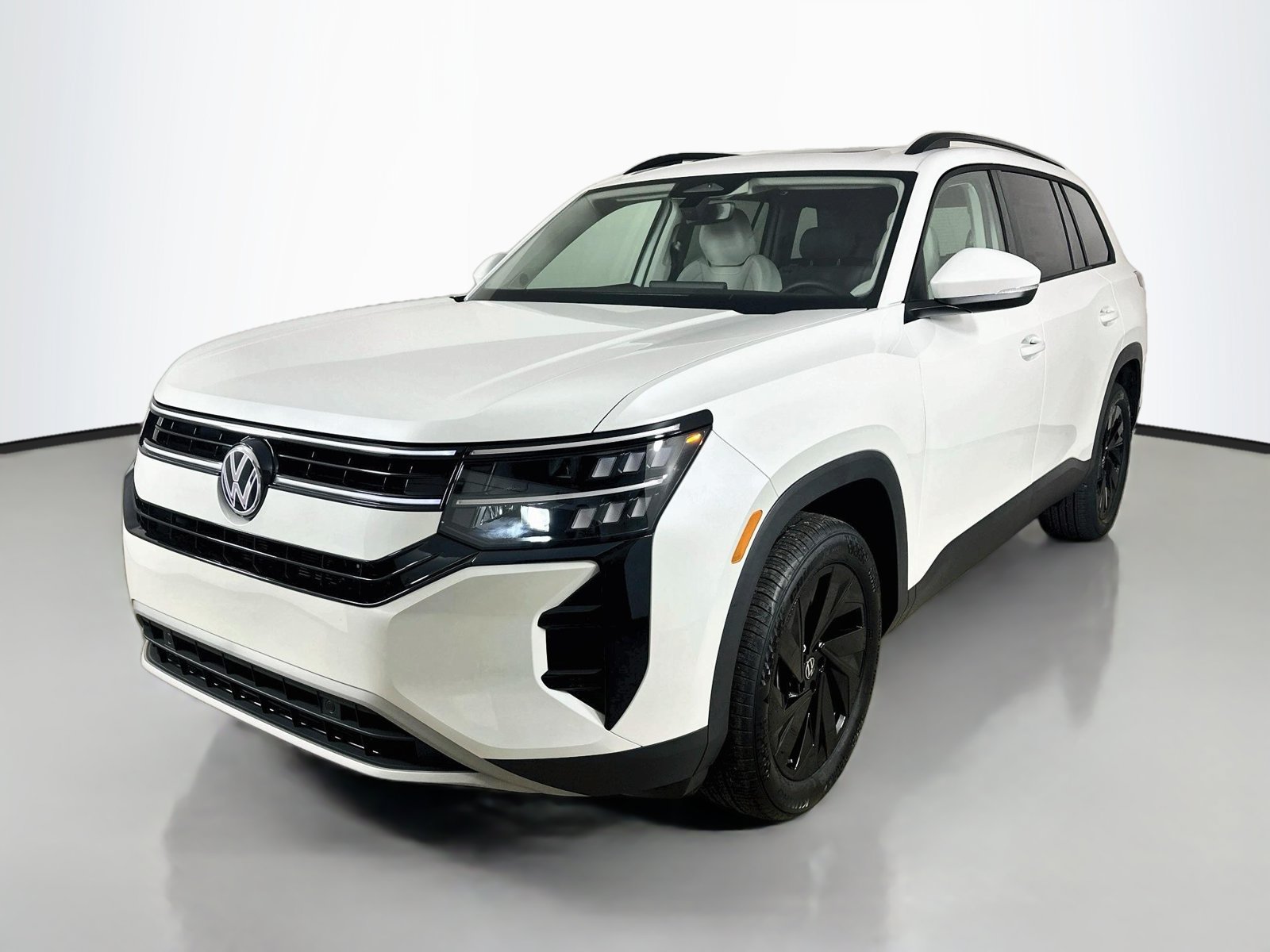 New 2027 Volkswagen Atlas SE AWD/4WD image 1