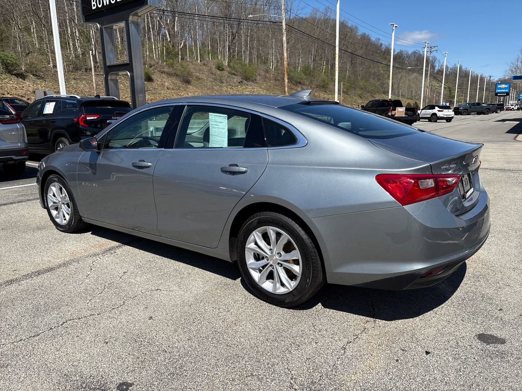 Used 2025 Chevrolet Malibu LT image 4