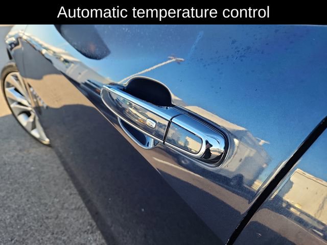 Used 2018 Chevrolet Malibu Premier w/ Premier Sun and Wheel Package image 20