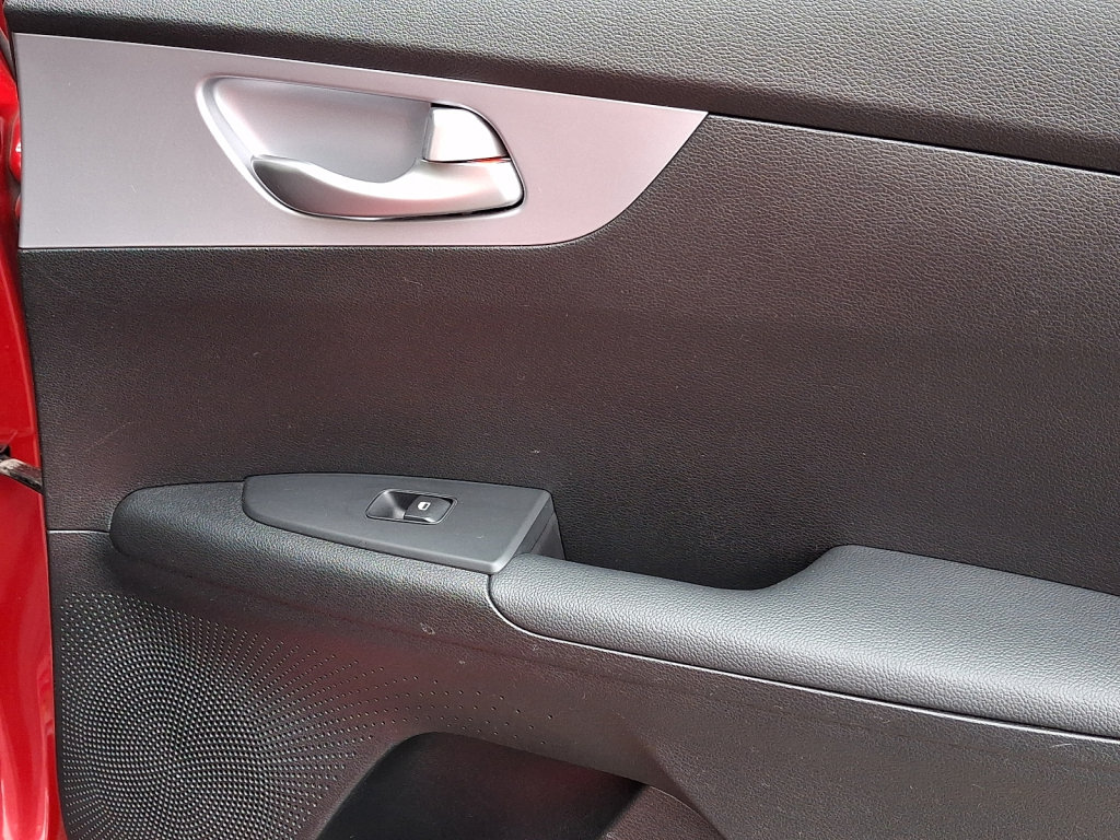 Used 2024 Kia Forte LXS FWD image 14