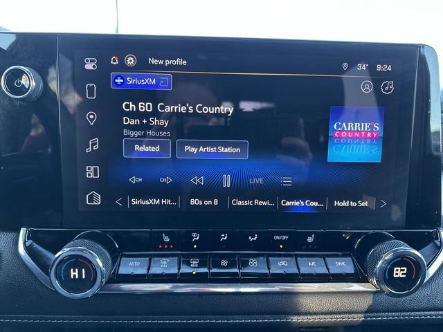 Used 2023 Chevrolet Colorado LT w/ LT Convenience Package III image 13