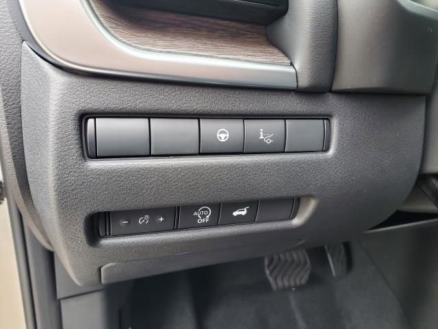 New 2026 Nissan Rogue Platinum image 24