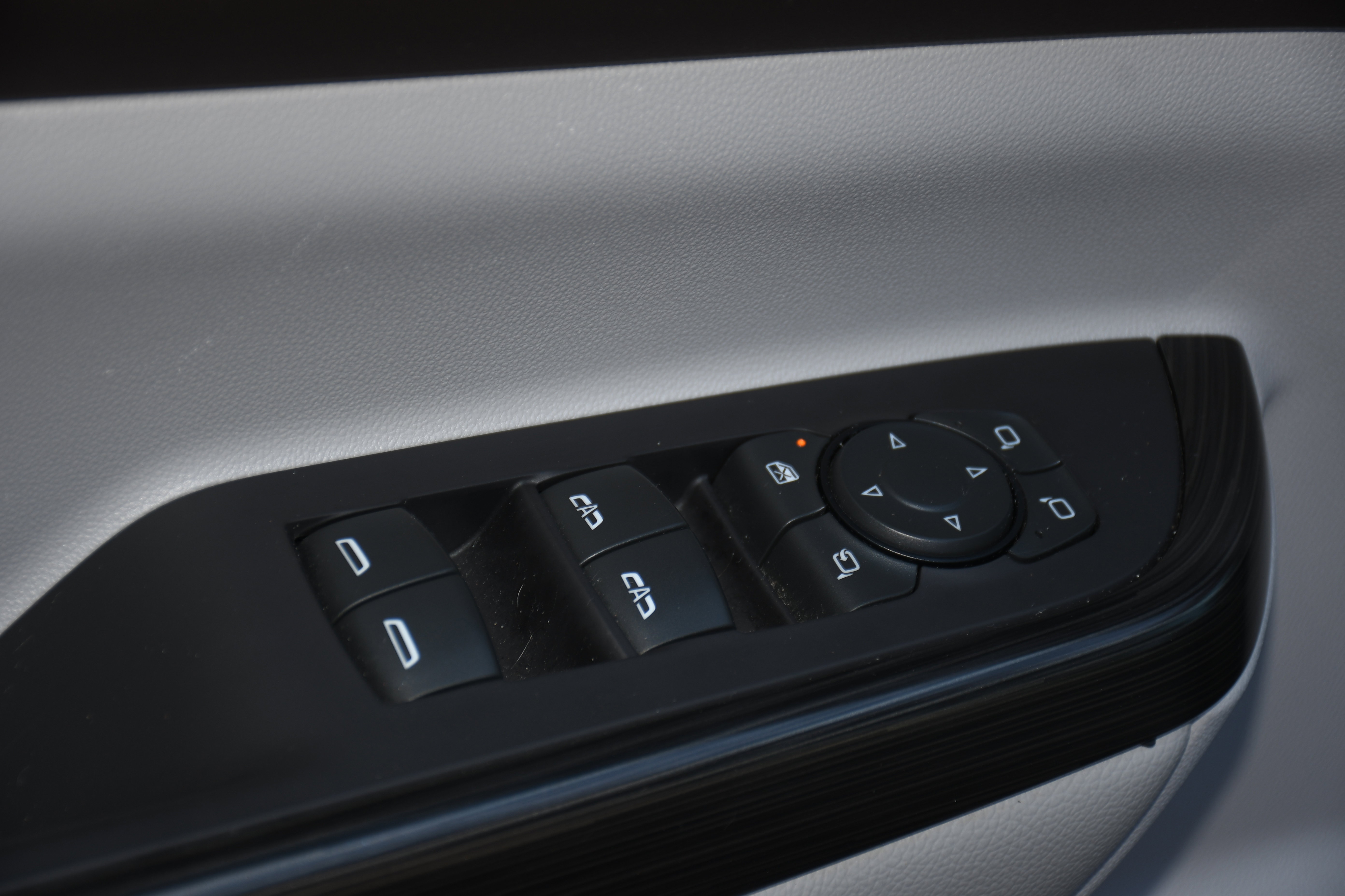 Used 2020 GMC Acadia SLT w/ Premium Package image 11