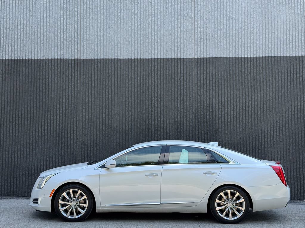 Used 2016 Cadillac XTS Premium FWD image 4