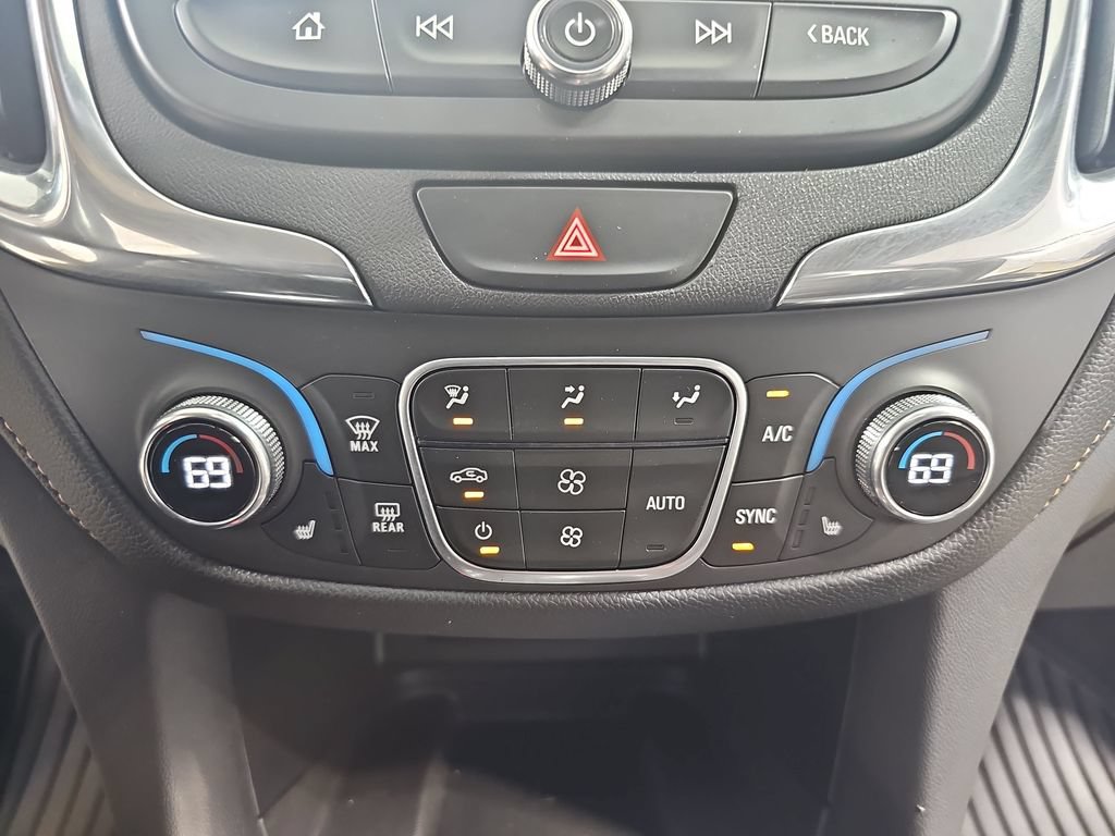 Used 2020 Chevrolet Equinox Premier FWD image 29