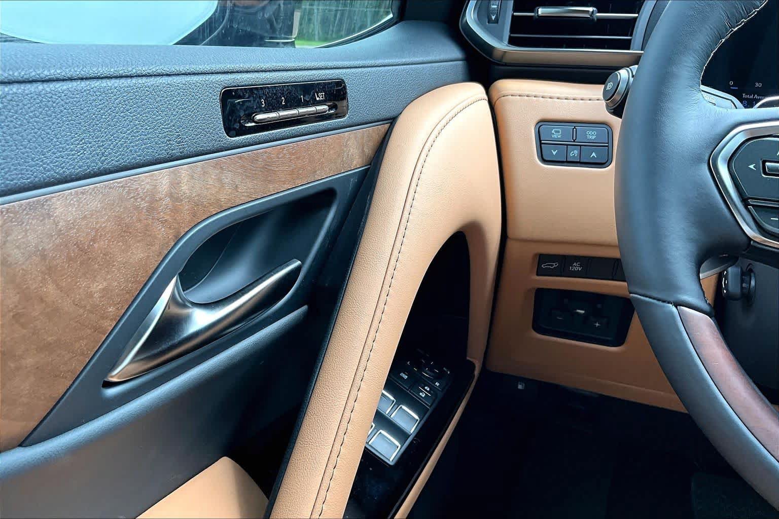 New 2026 Lexus LX 700h Luxury w/ Appearance Package AWD/4WD image 20
