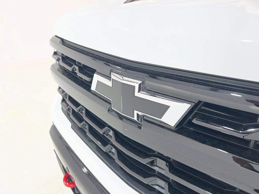 Used 2026 Chevrolet Silverado 1500 LT Trail Boss w/ LT Trail Boss Premium Package AWD/4WD image 30