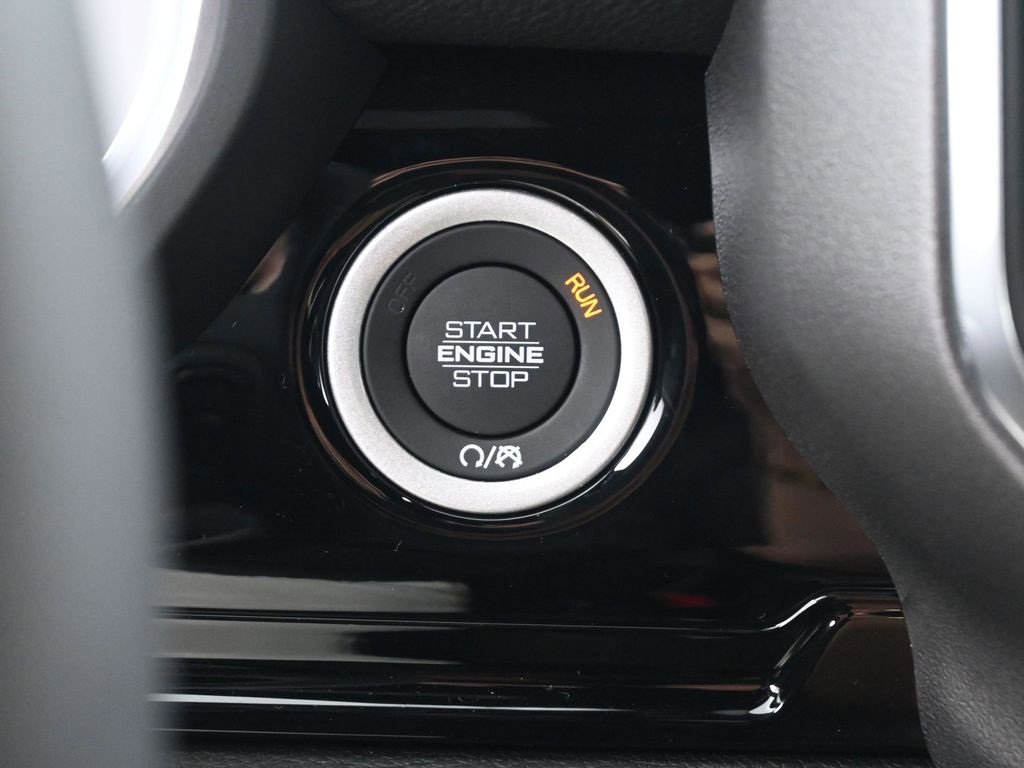 New 2026 RAM 1500 Laramie w/ Night Edition image 28