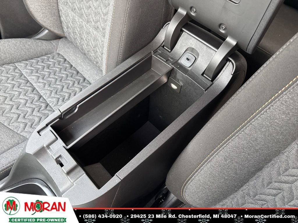 Used 2024 Chevrolet Equinox LT w/ LPO, Floor Liner Package image 19