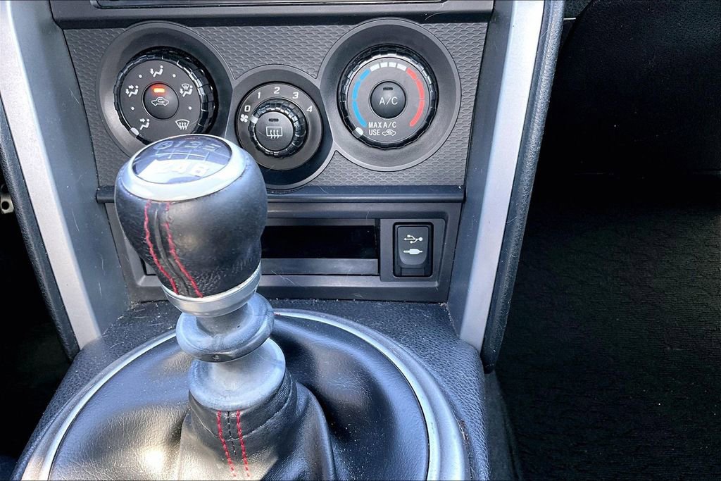 Used 2013 Scion FR-S image 12