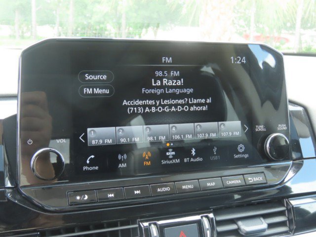 Used 2024 Nissan Pathfinder Platinum w/ Lighting Package (N93) FWD image 30