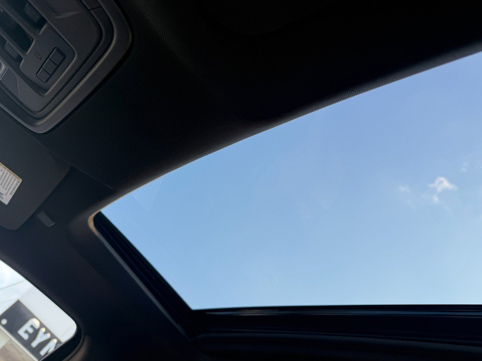 New 2026 GMC Sierra 1500 SLT w/ SLT Premium Package image 31