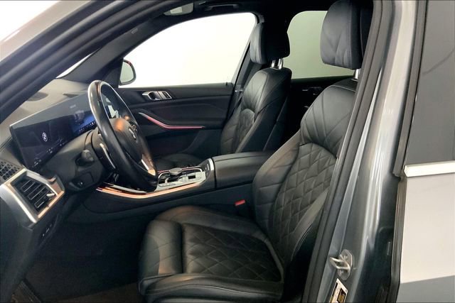Used 2024 BMW X5 xDrive40i AWD/4WD image 11