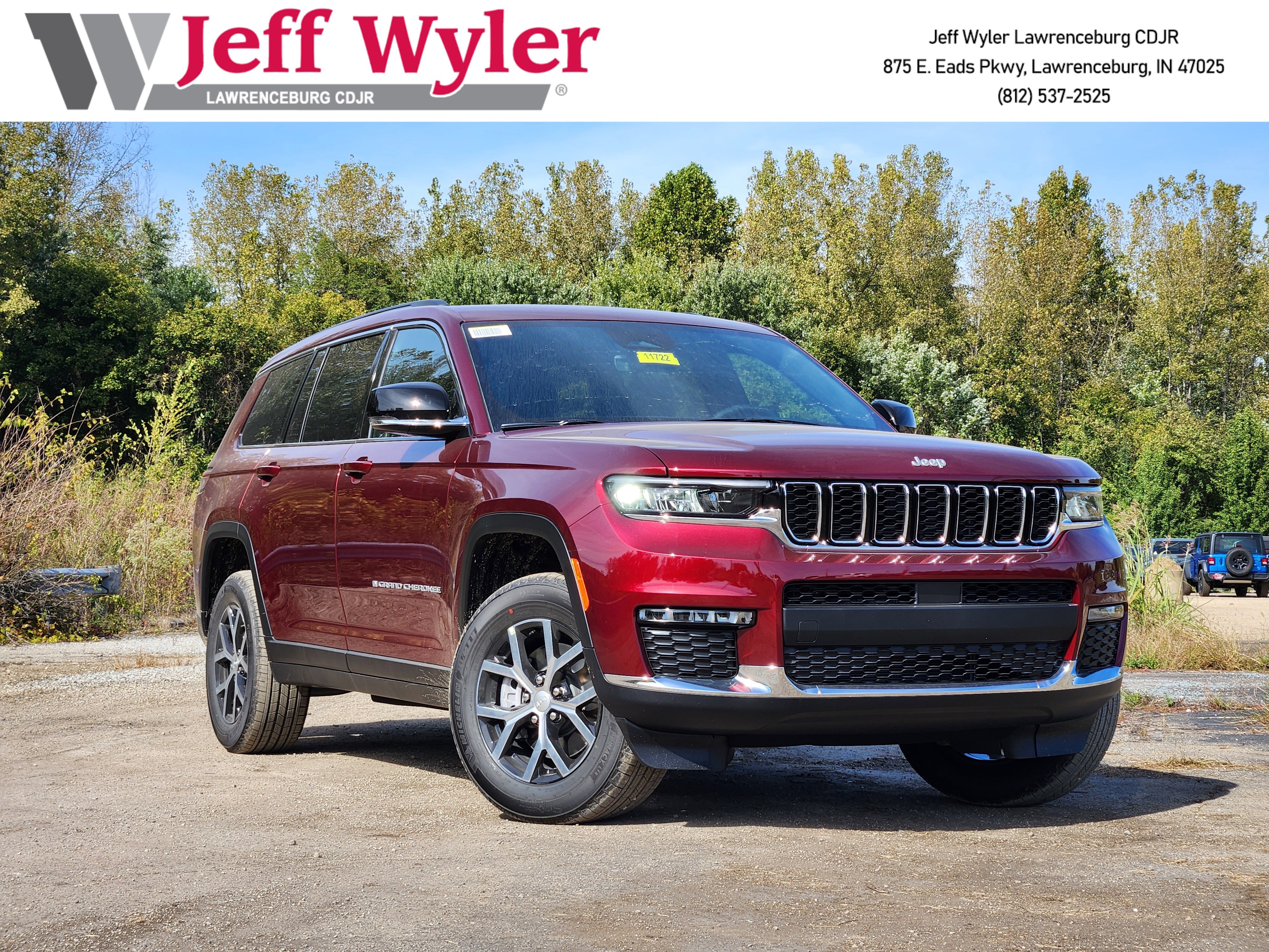 New 2025 Jeep Grand Cherokee L Limited AWD/4WD image 1