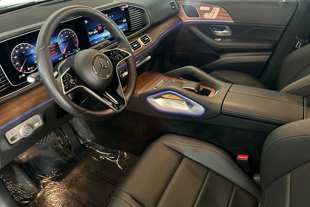 Certified 2025 Mercedes-Benz GLE 350 4MATIC image 11