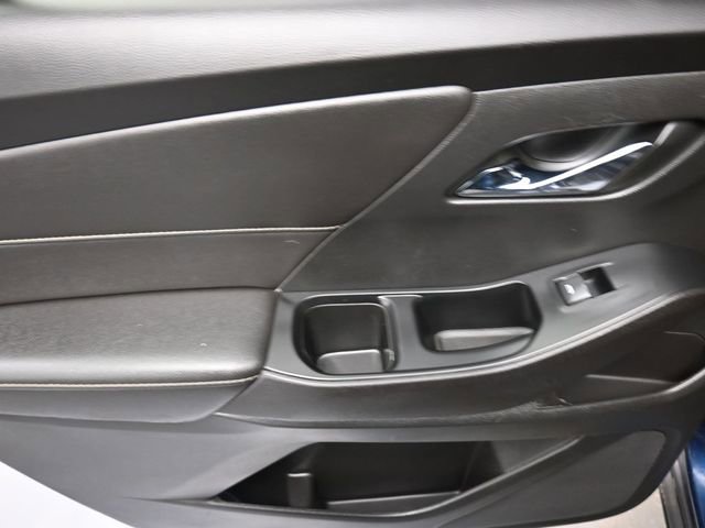 Used 2023 Chevrolet Traverse LT image 19