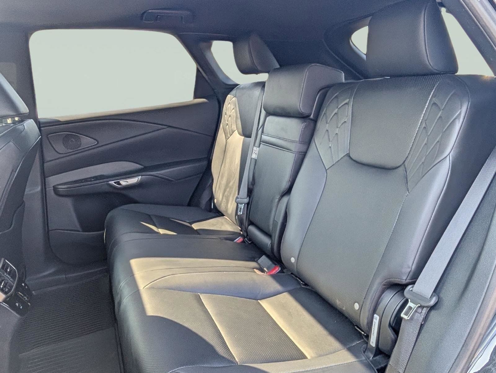 Certified 2023 Lexus RX 350h w/ Accessory Package (2T) AWD/4WD image 17