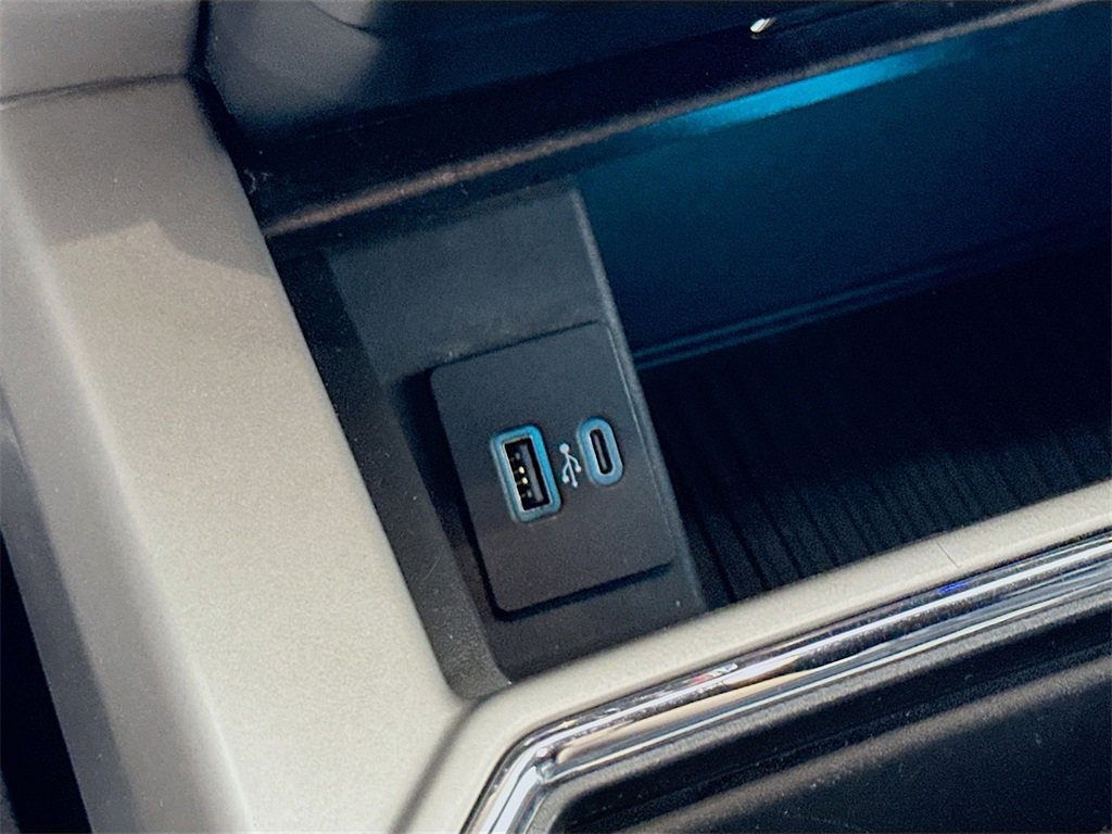 Used 2022 Ford F250 Lariat image 33