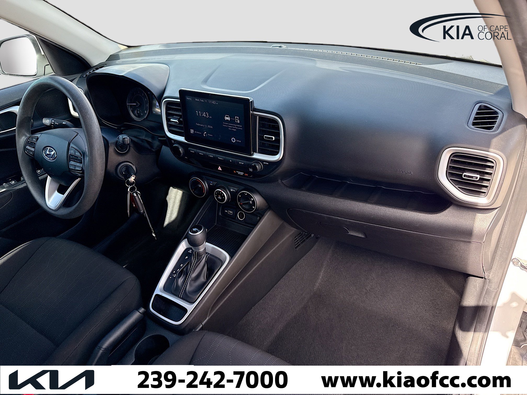 Used 2022 Hyundai Venue SE image 13