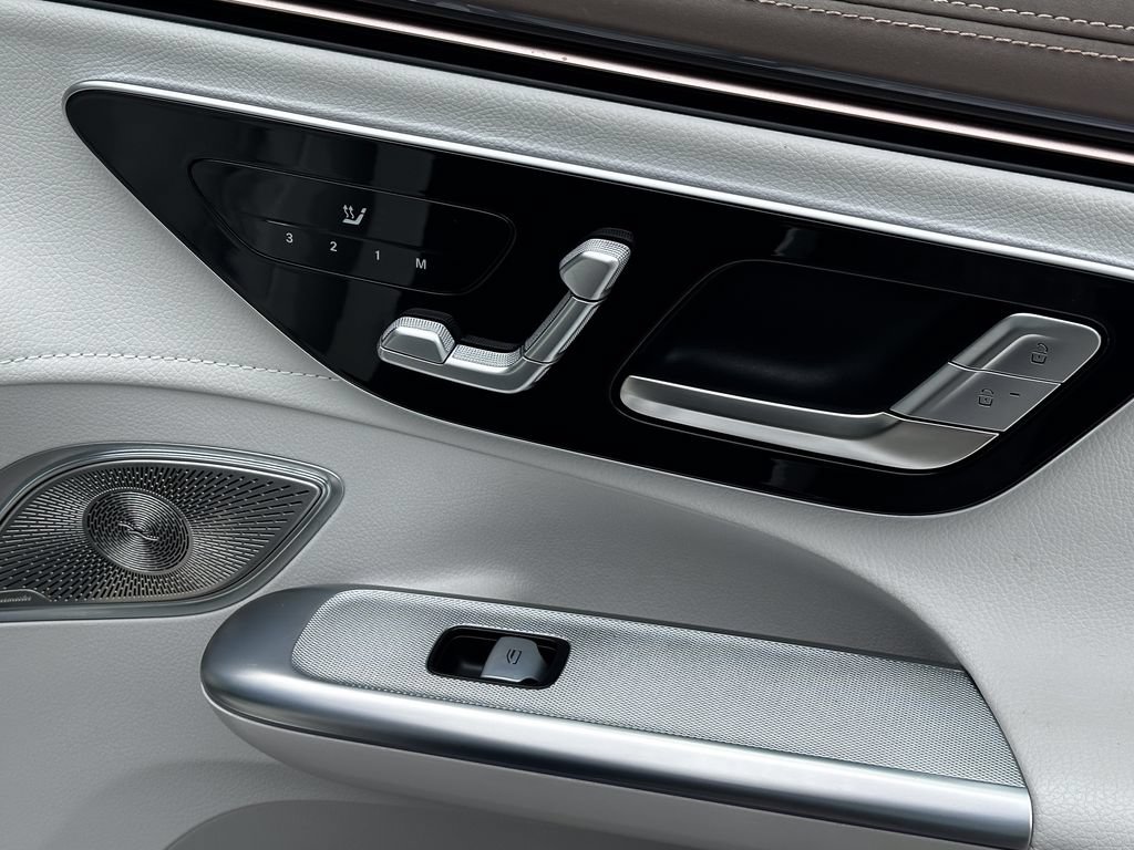 Certified 2023 Mercedes-Benz EQE 350+ 4MATIC SUV image 17
