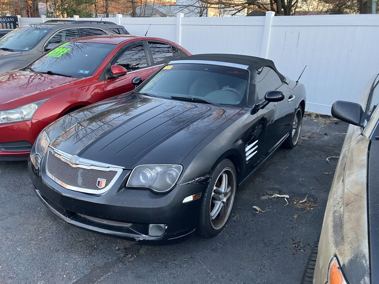 Used 2007 Chrysler Crossfire Limited image 1
