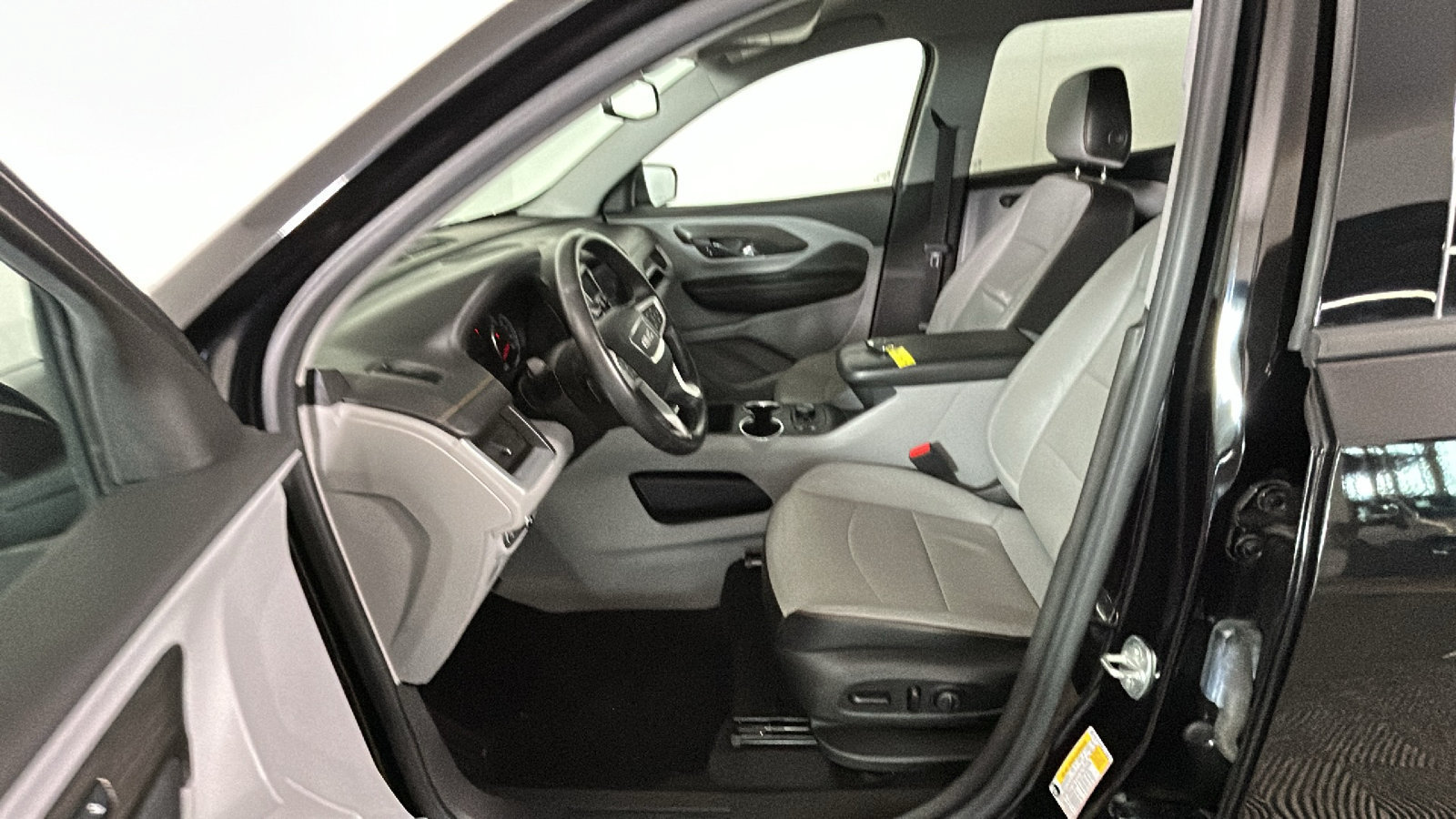 Used 2020 GMC Terrain SLT w/ Preferred Package AWD/4WD image 14