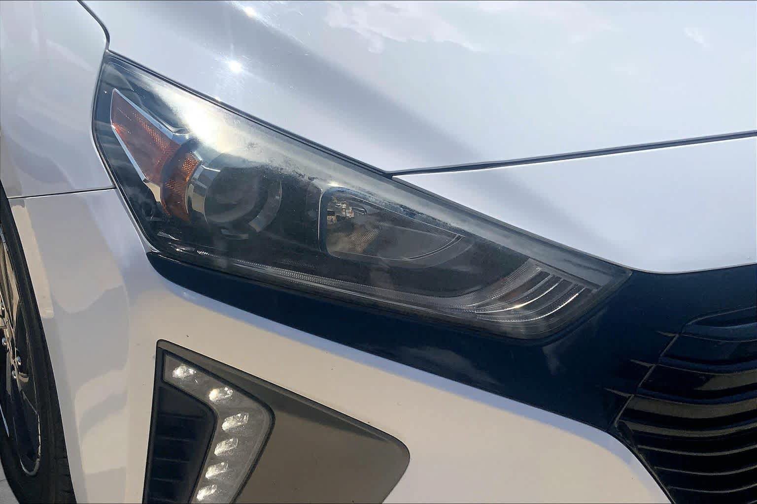 Used 2017 Hyundai Ioniq SEL FWD image 27