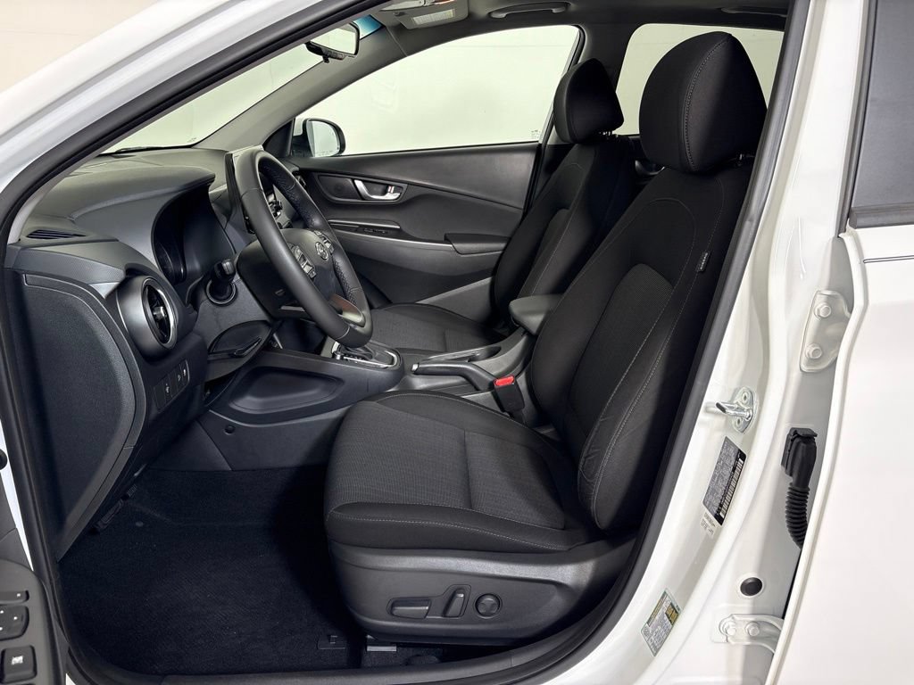 Used 2023 Hyundai Kona SEL w/ Convenience Package FWD image 14