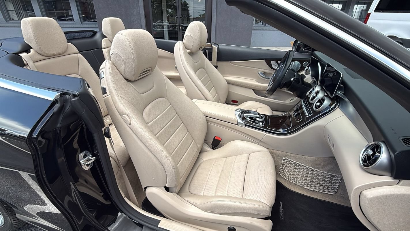 Used 2020 Mercedes-Benz C 300 4MATIC Cabriolet w/ Parking Assistance Package image 23