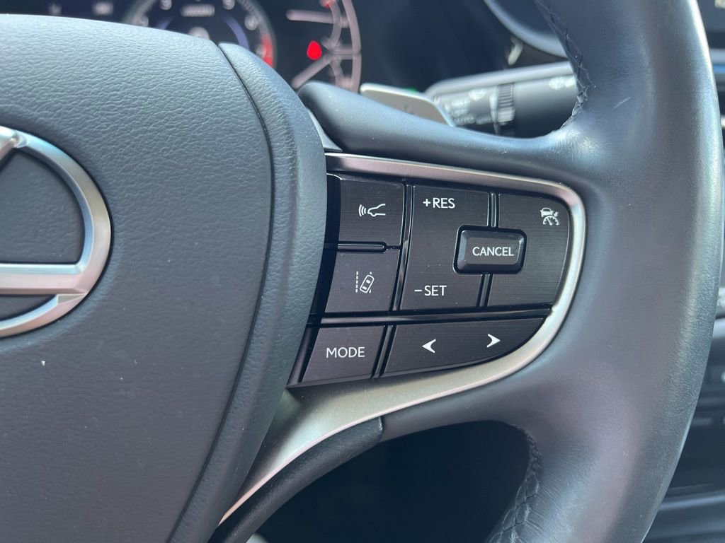Used 2022 Lexus ES 350 w/ Premium Package image 30