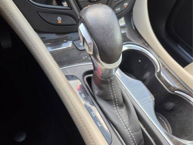 Certified 2020 Buick Envision Essence w/ Experience Buick Package FWD image 25