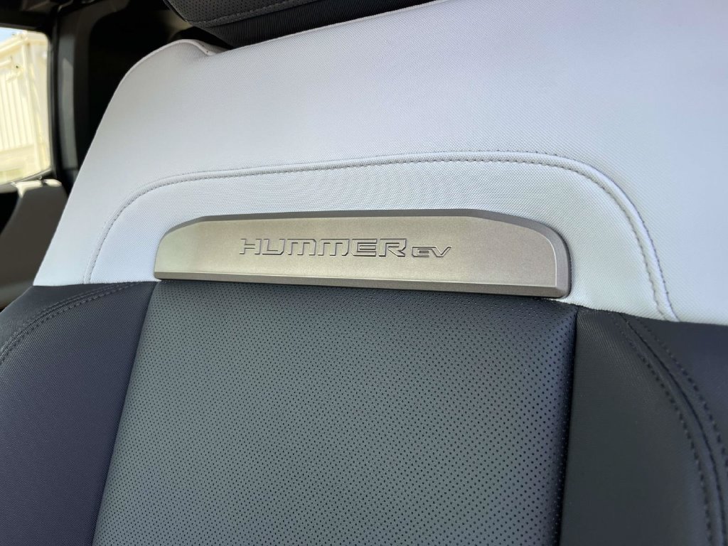 Used 2025 GMC Hummer EV 2X AWD/4WD image 19