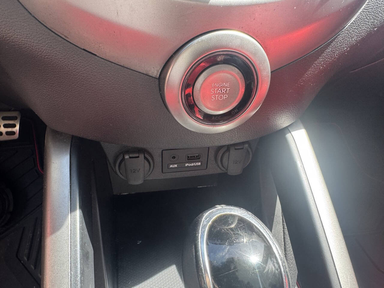 Used 2013 Hyundai Veloster w/ Style Pkg FWD image 33