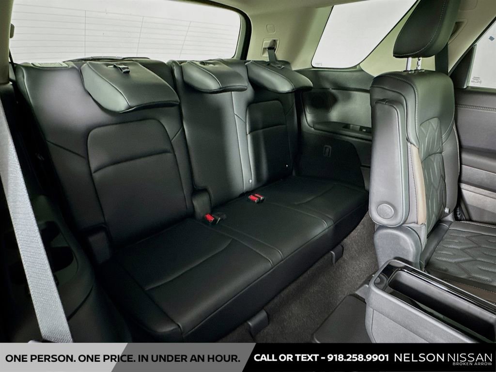 New 2026 Nissan Pathfinder Platinum image 28