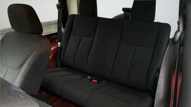 Used 2014 Jeep Wrangler Sport w/ Quick Order Package 24S AWD/4WD image 19