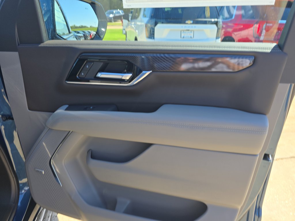 New 2026 GMC Yukon Elevation w/ LPO, Floor Liner Package image 15