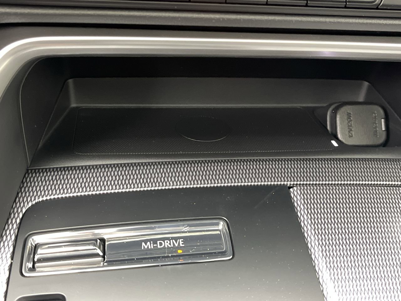 New 2026 MAZDA CX-90 Plug-In Hybrid w/Premium Sport AWD/4WD image 26