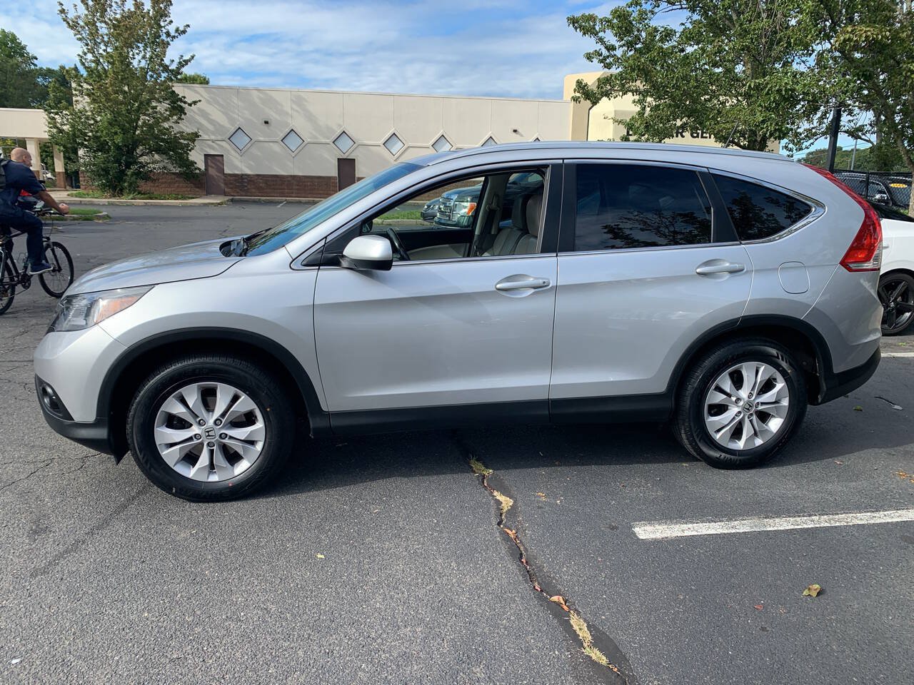 Used 2014 Honda CR-V EX-L image 10