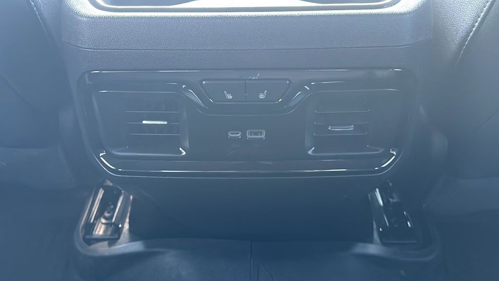 Used 2024 GMC Sierra 2500 AT4 w/ AT4 Premium Plus Package image 24