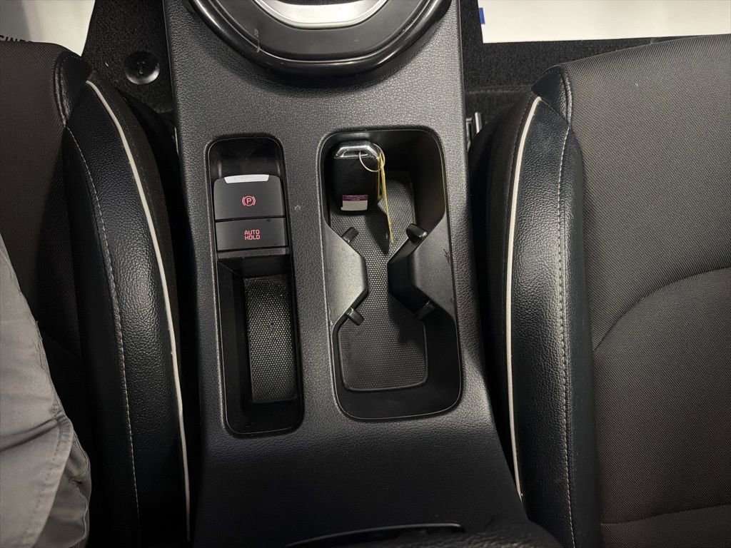 Used 2024 Kia Forte GT-Line w/ GT-Line Premium Package image 12