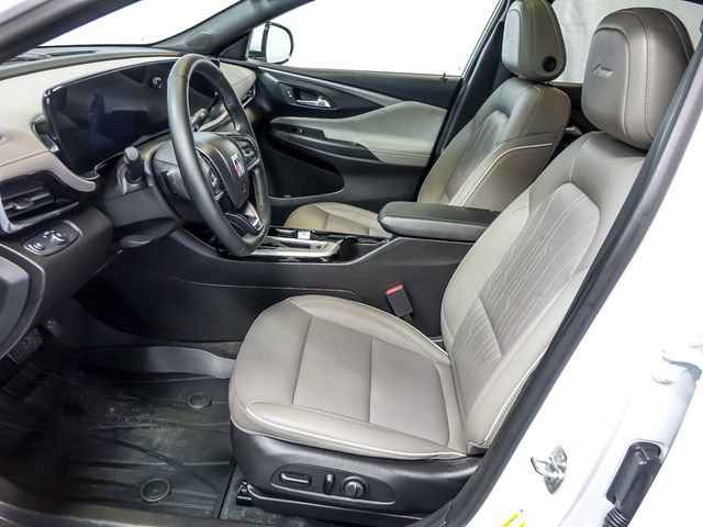 Certified 2024 Buick Envista Sport Touring FWD image 12