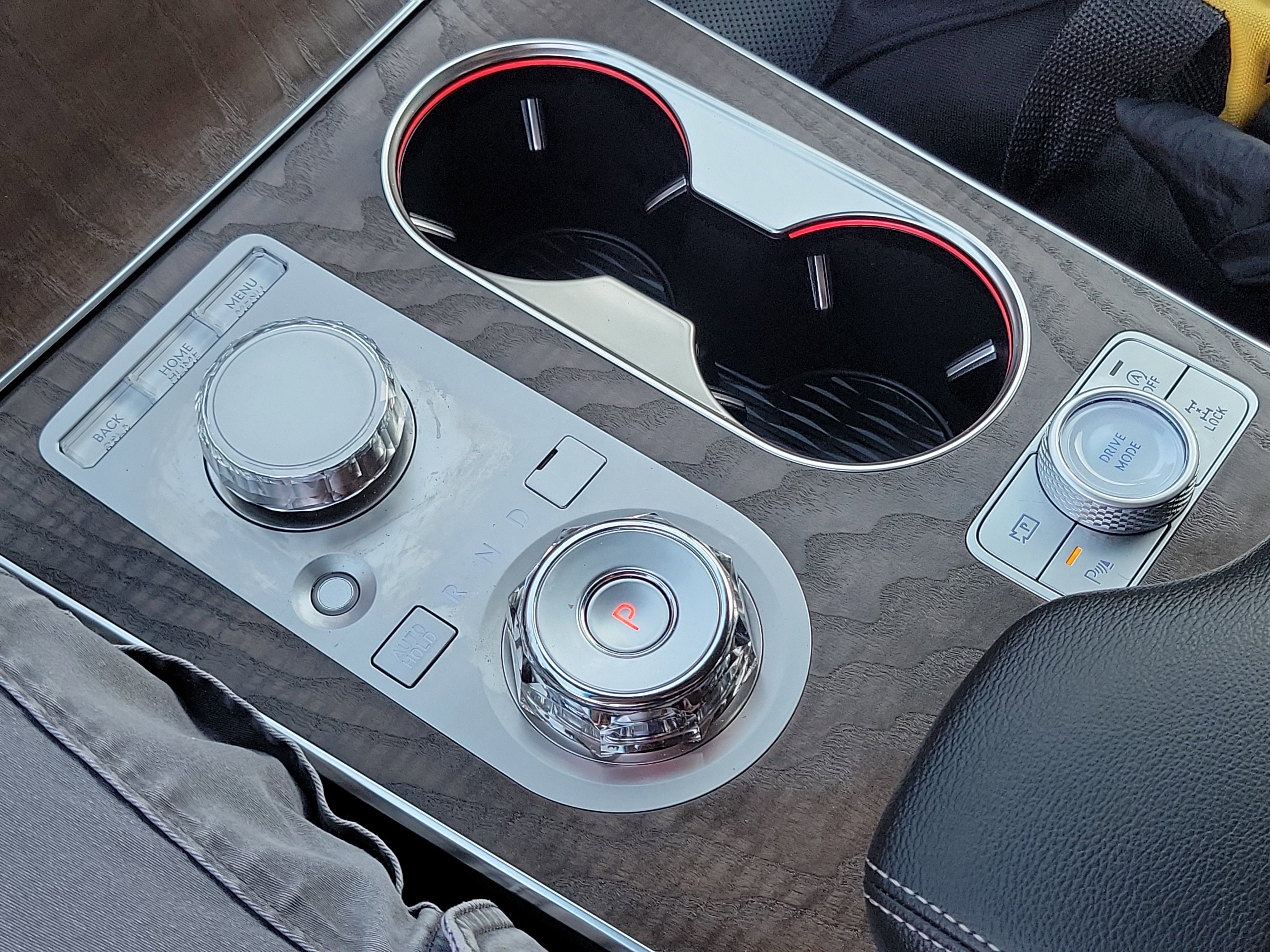 Certified 2025 Genesis GV80 2.5T Advanced image 15