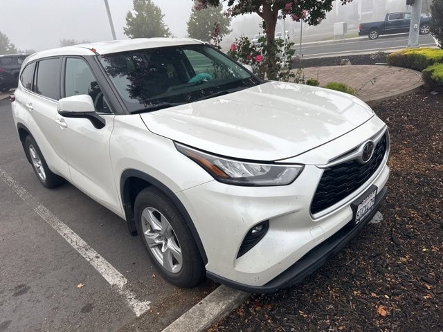 Used 2020 Toyota Highlander LE