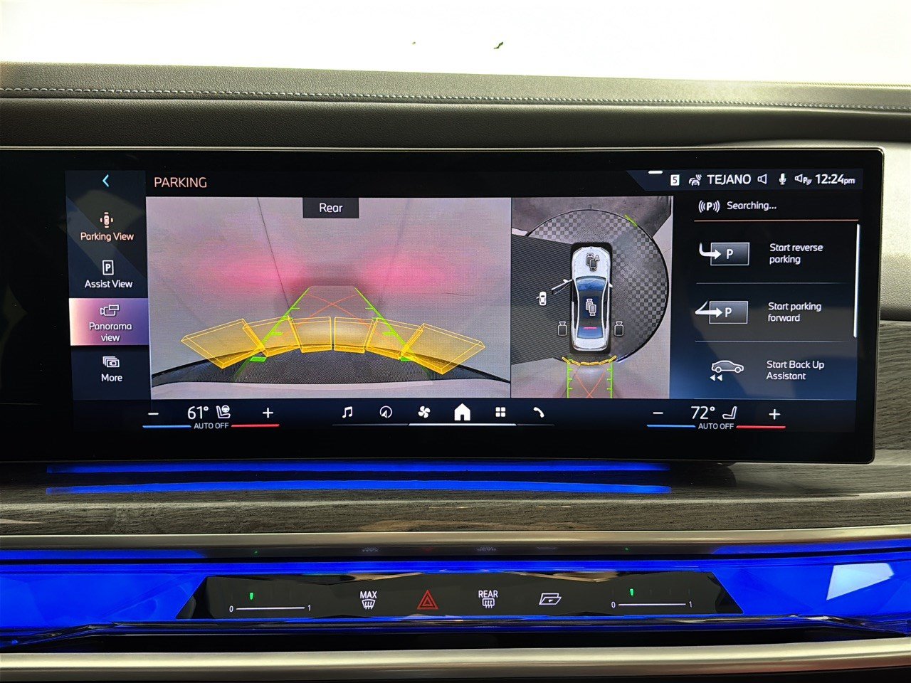 Certified 2023 BMW i7 xDrive60 AWD/4WD image 24
