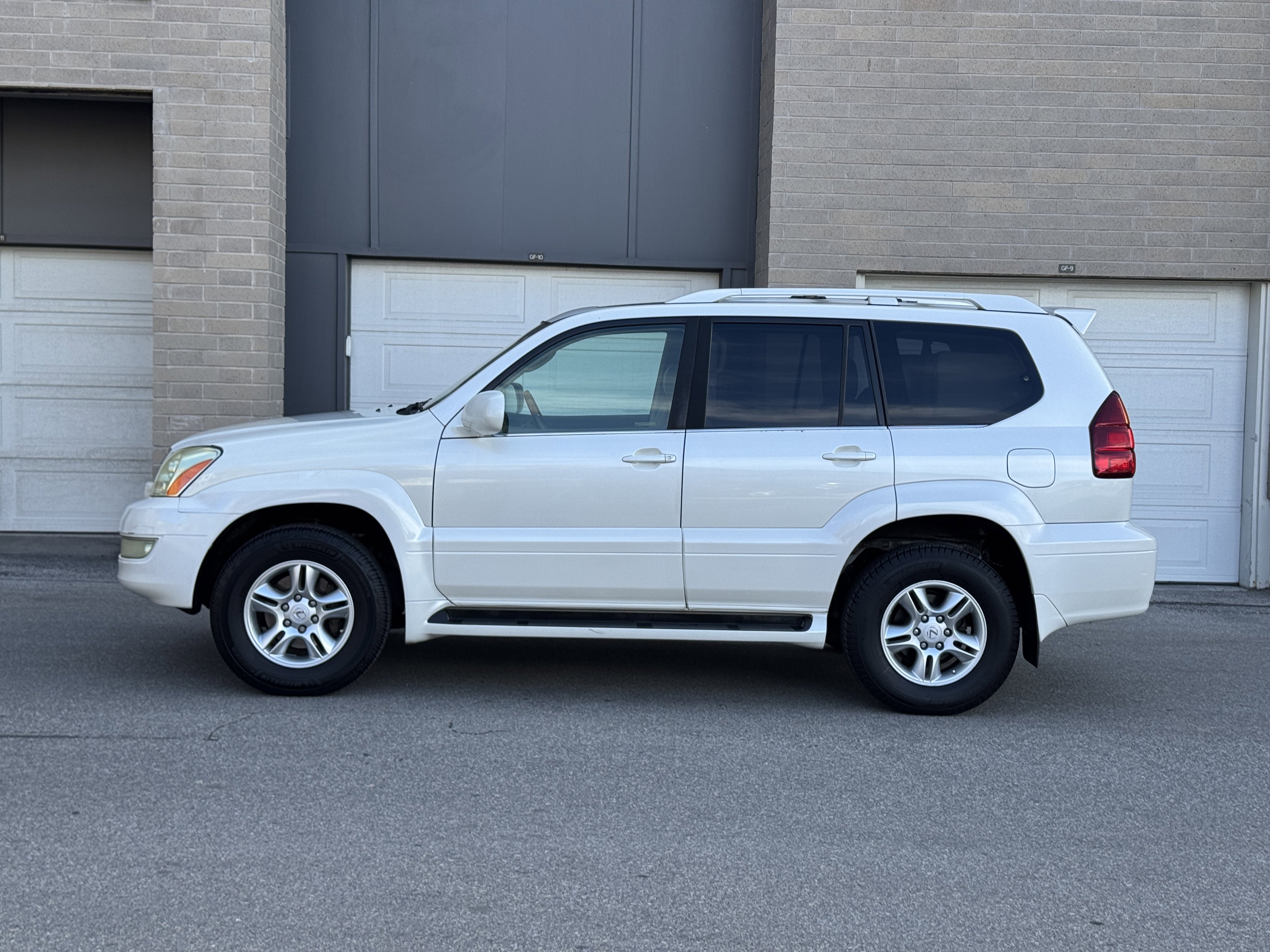 Used 2007 Lexus GX 470 image 2
