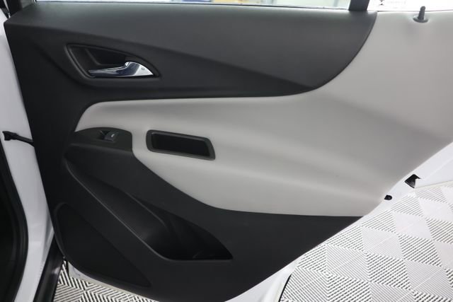 Used 2022 Chevrolet Equinox LS AWD/4WD image 25