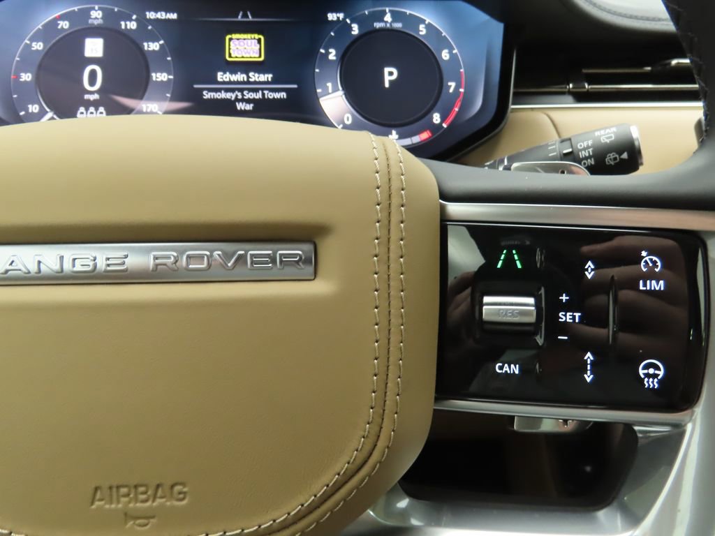New 2025 Land Rover Range Rover SE image 12