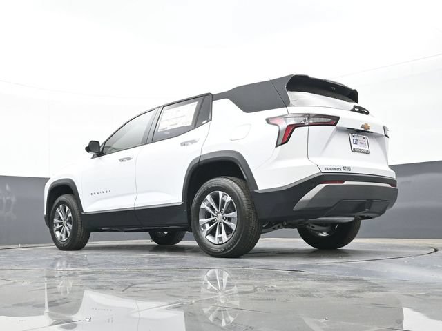 New 2026 Chevrolet Equinox LT w/ Safety and Technology Package FWD image 44