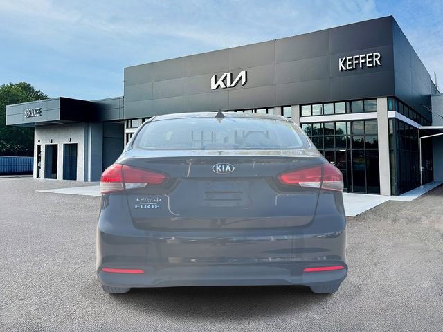 Certified 2017 Kia Forte LX image 7